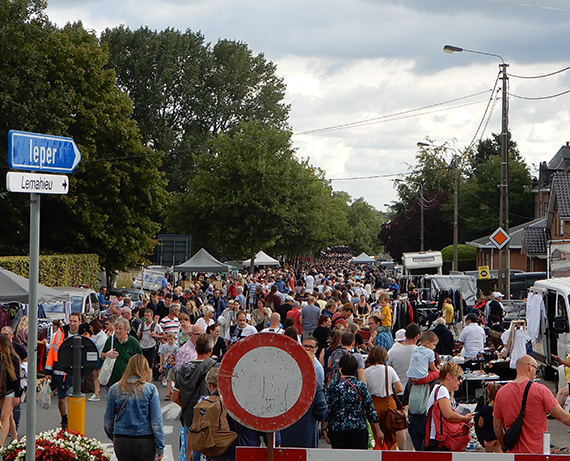 Online reserveren voor de 46ste rommel- en antiekmarkt.